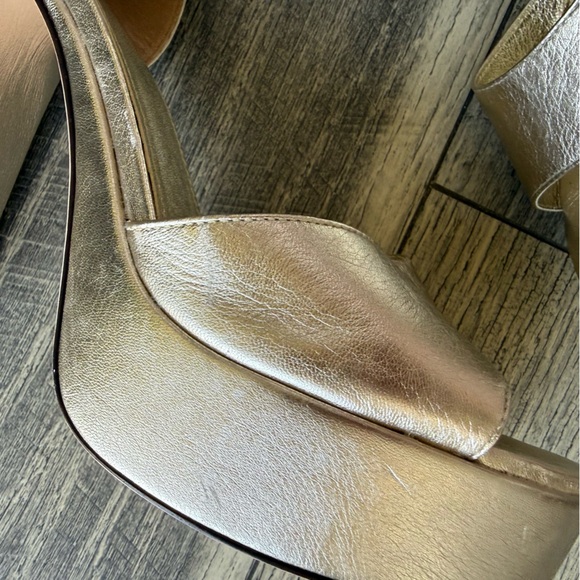 NWT Tory Burch Metallic Spark Gold Platform Heels Retro 70s Disco Style Size 11